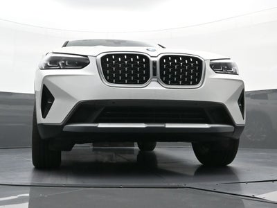 2025 BMW X4 xDrive30i