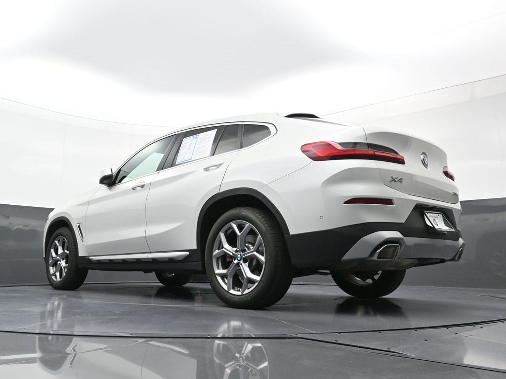 2025 BMW X4 xDrive30i