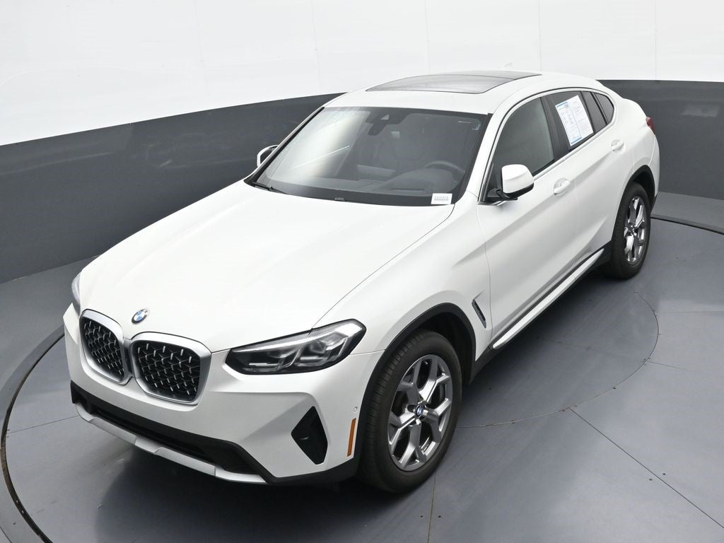 2025 BMW X4 xDrive30i