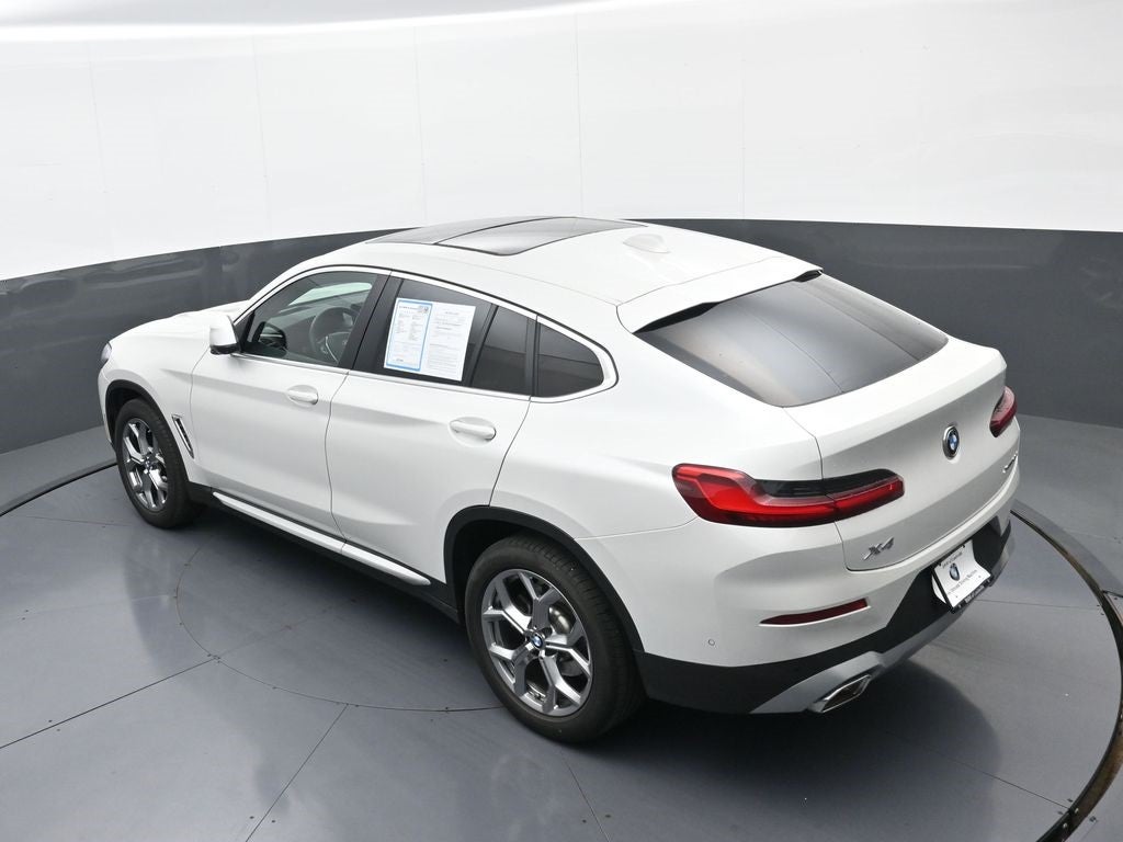 2025 BMW X4 xDrive30i