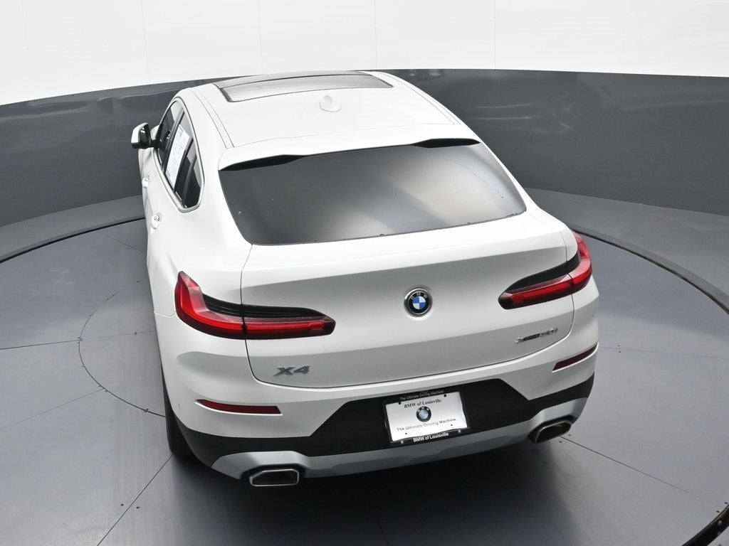 2025 BMW X4 xDrive30i