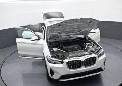 2025 BMW X4 xDrive30i
