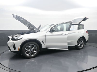 2025 BMW X4 xDrive30i
