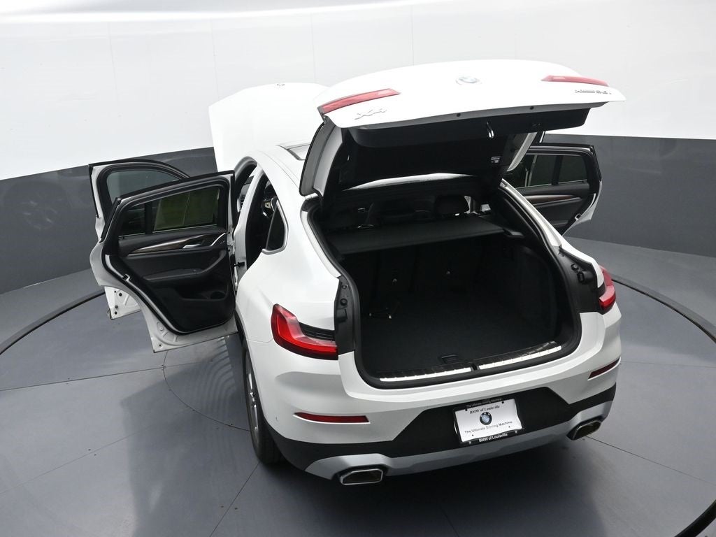 2025 BMW X4 xDrive30i