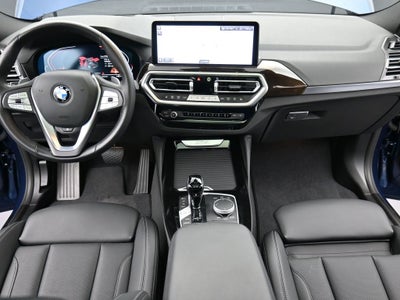 2025 BMW X4 xDrive30i
