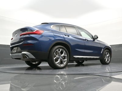 2025 BMW X4 xDrive30i