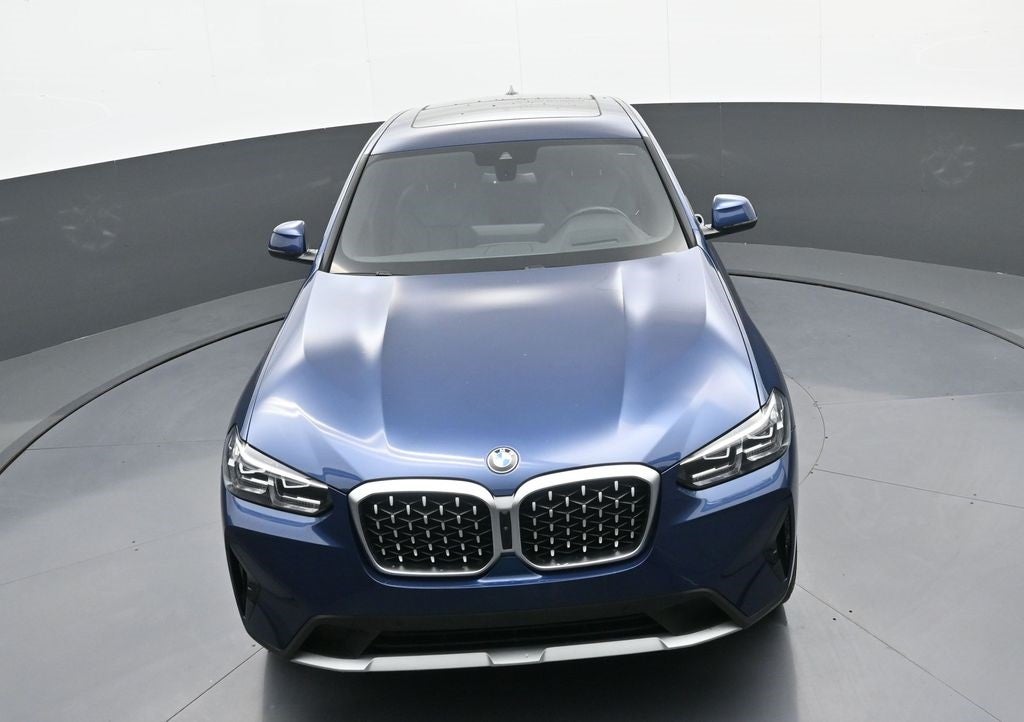 2025 BMW X4 xDrive30i