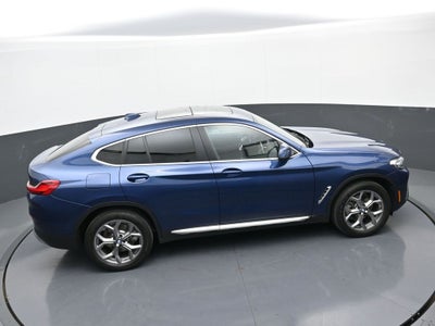 2025 BMW X4 xDrive30i