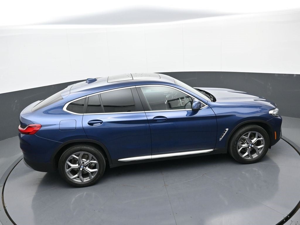 2025 BMW X4 xDrive30i