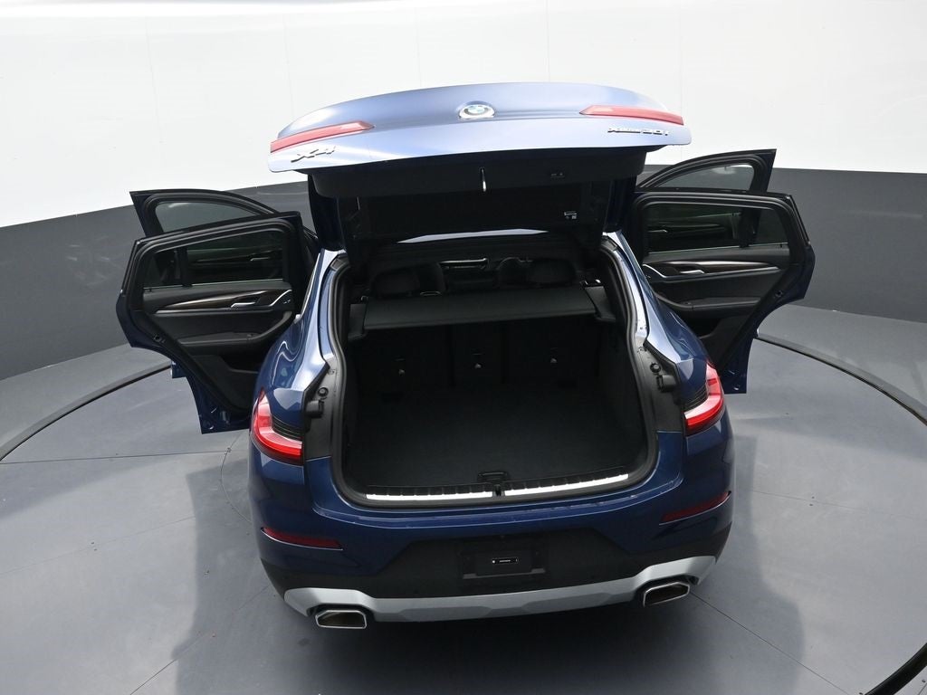 2025 BMW X4 xDrive30i