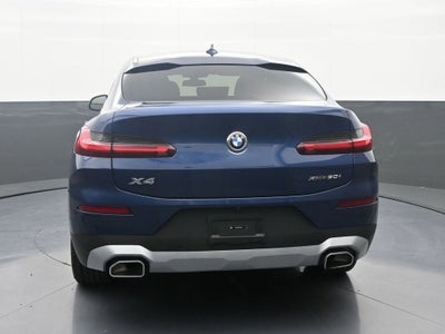 2025 BMW X4 xDrive30i