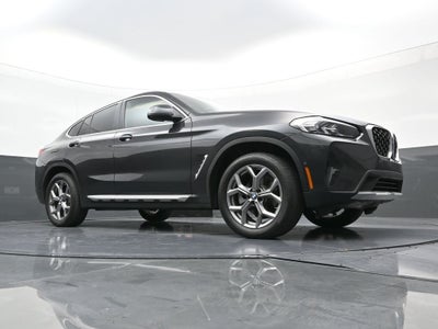 2024 BMW X4 xDrive30i