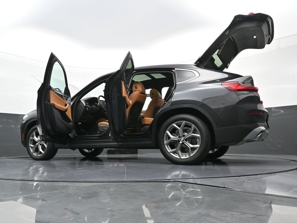 2024 BMW X4 xDrive30i