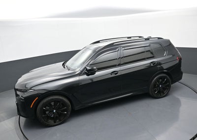 2025 BMW X7 M60i
