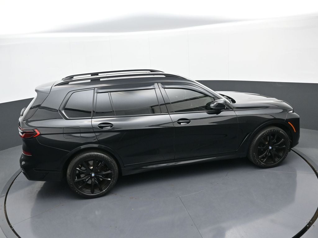 2025 BMW X7 M60i