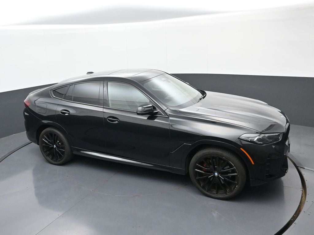 2025 BMW X6 xDrive40i