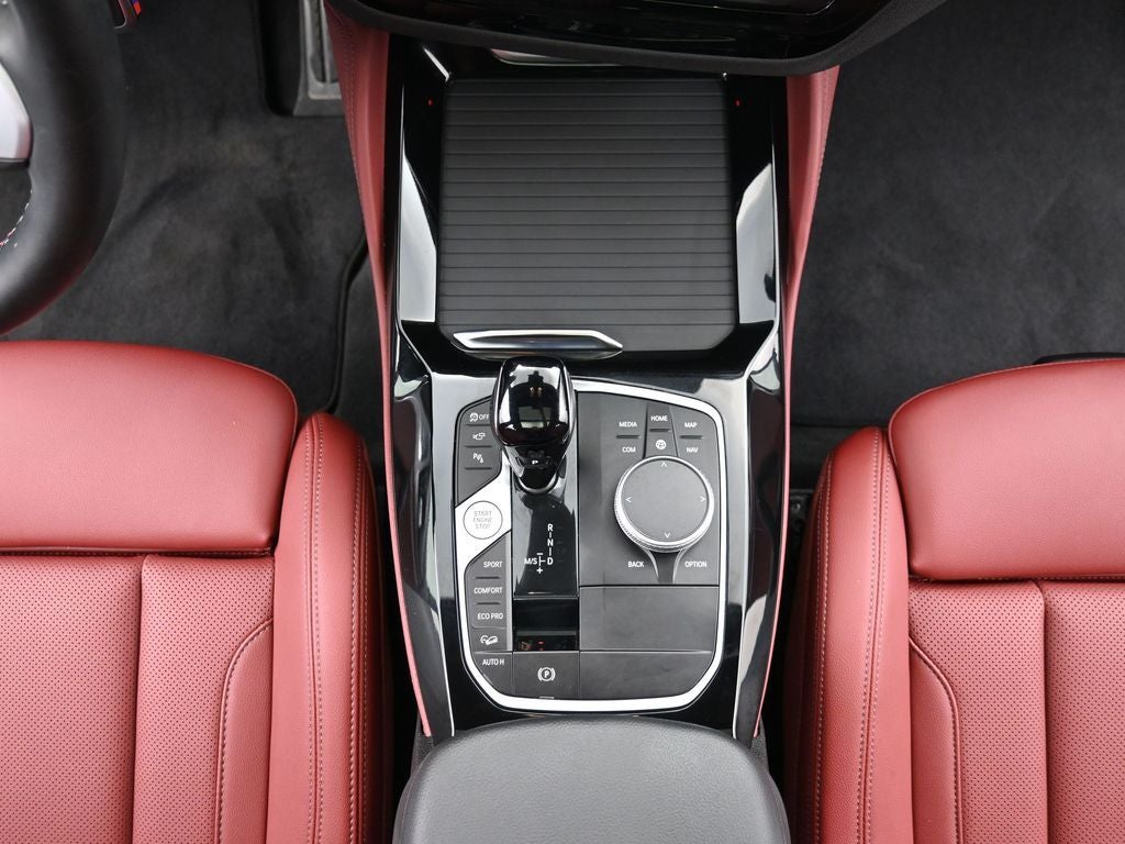 2025 BMW X4 M40i