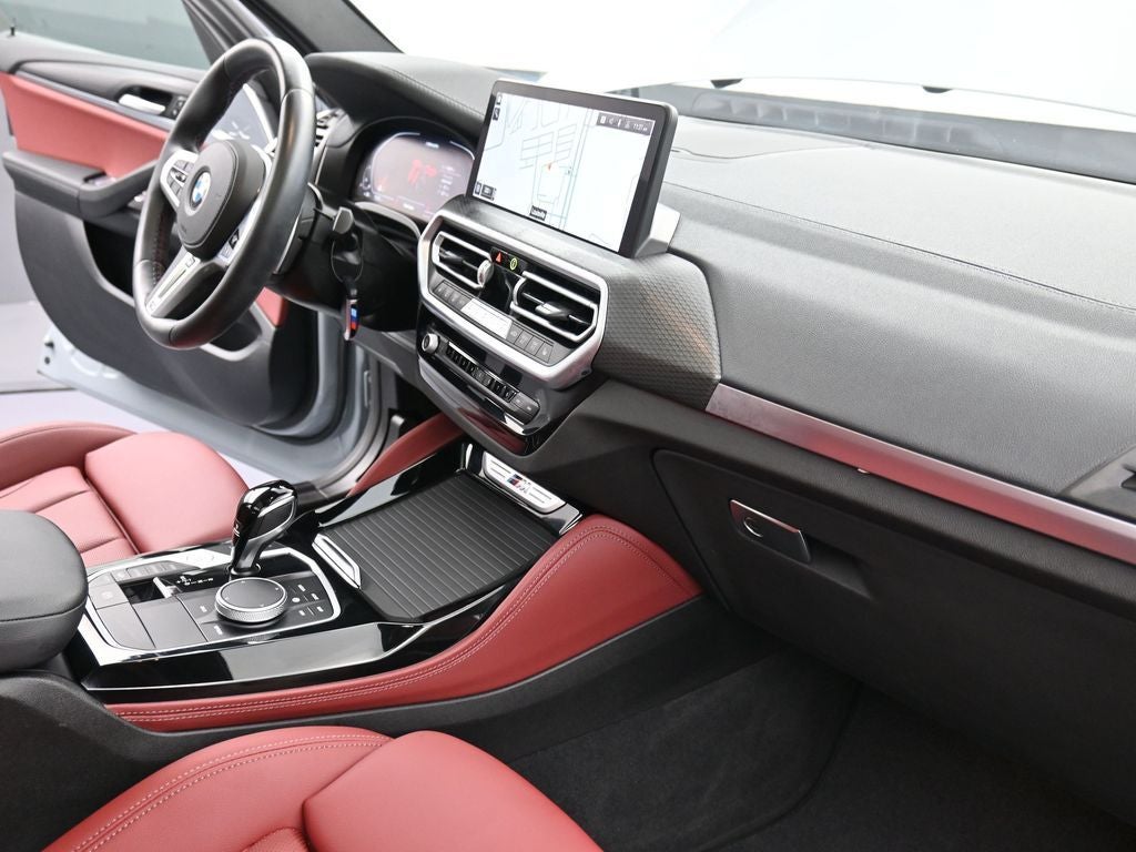 2025 BMW X4 M40i