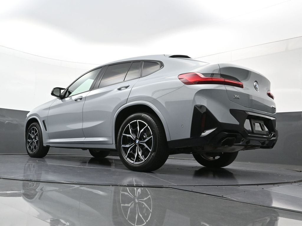 2025 BMW X4 M40i