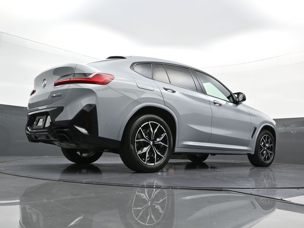2025 BMW X4 M40i