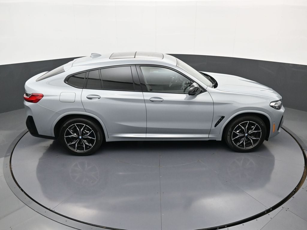 2025 BMW X4 M40i