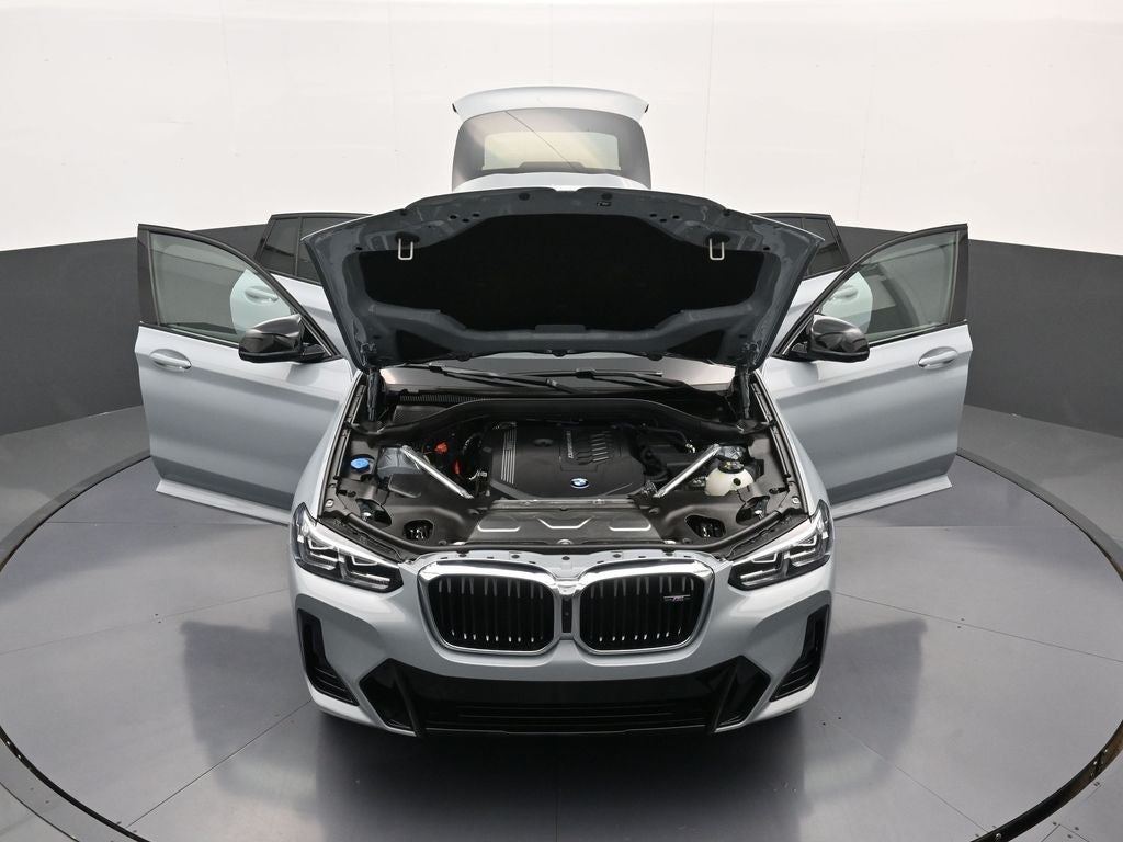 2025 BMW X4 M40i