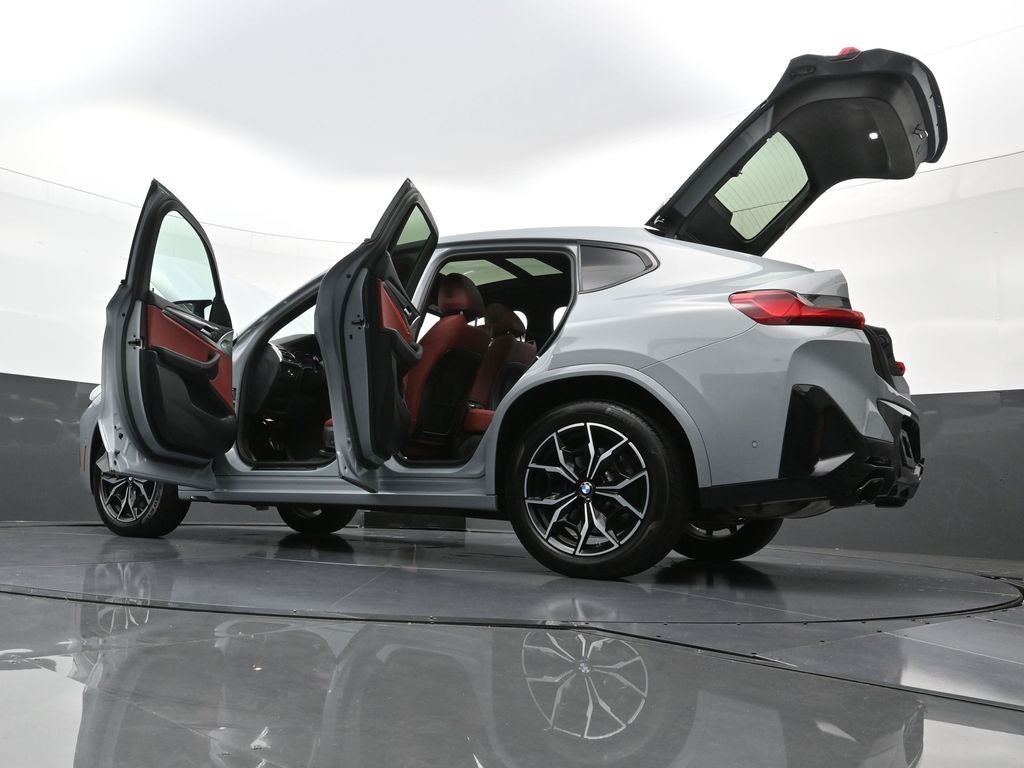 2025 BMW X4 M40i