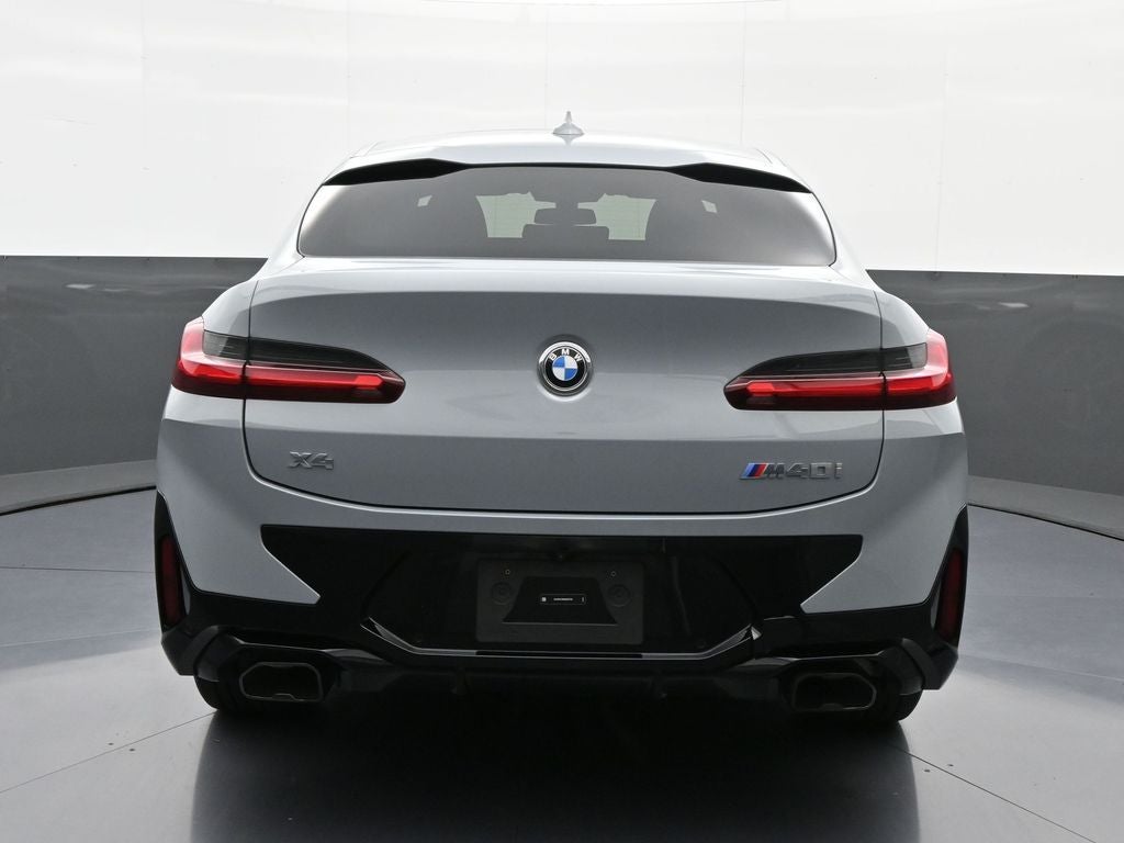 2025 BMW X4 M40i