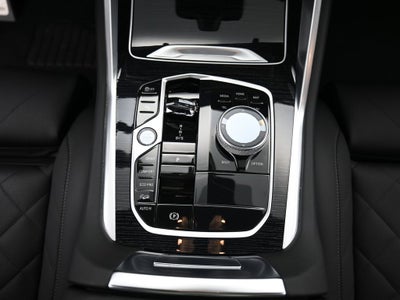 2026 BMW X6 M60i