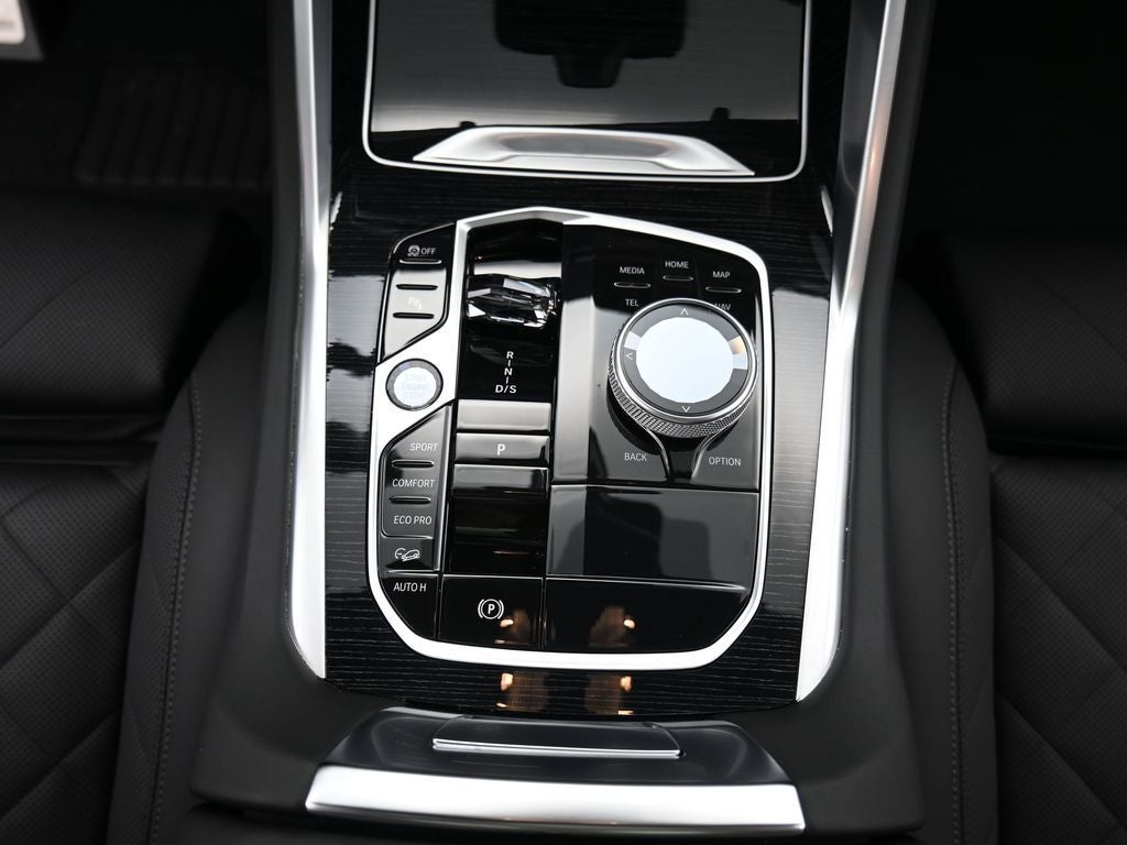 2026 BMW X6 M60i