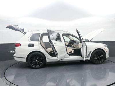 2022 BMW X7 xDrive40i