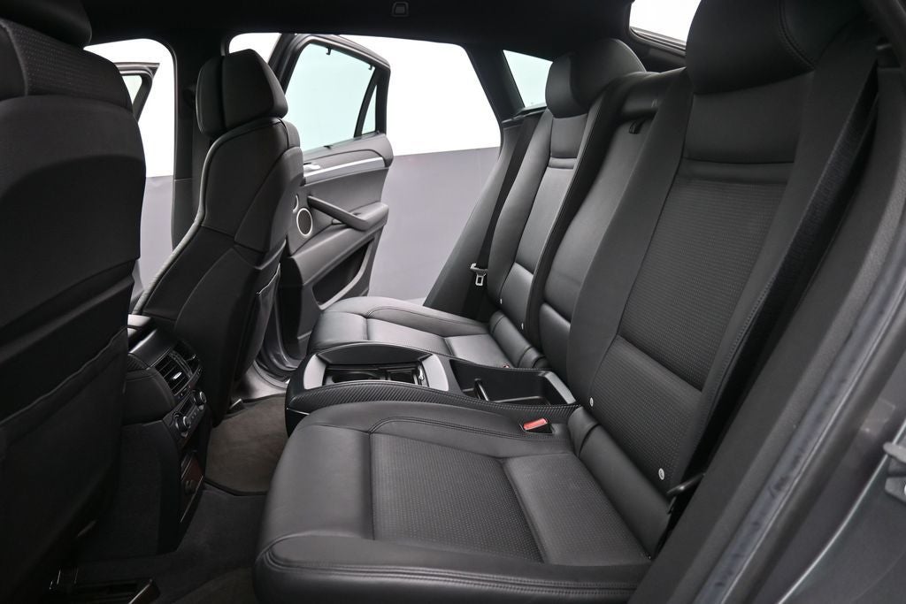 2010 BMW X6 M Base