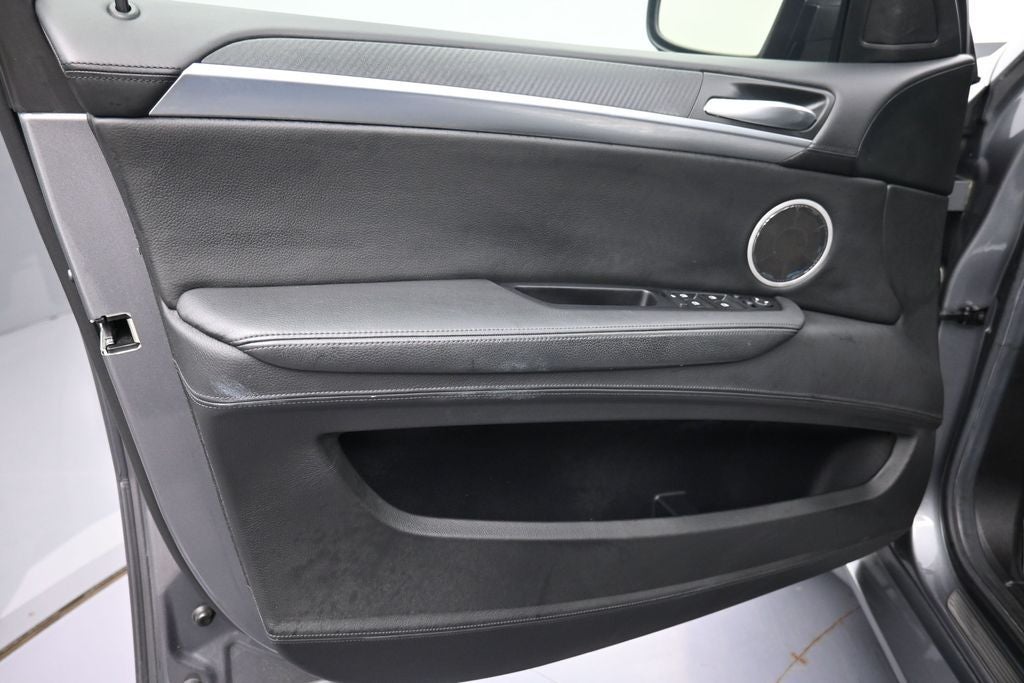 2010 BMW X6 M Base