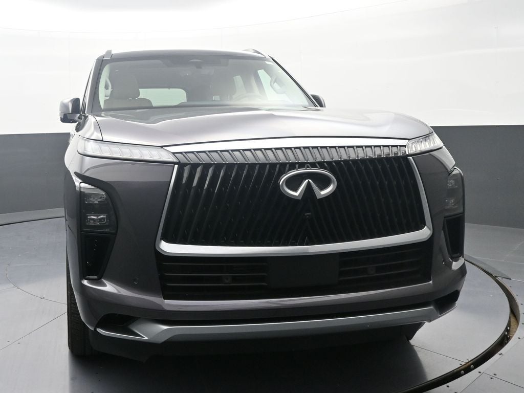2025 INFINITI QX80 LUXE