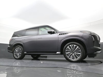 2025 INFINITI QX80 LUXE