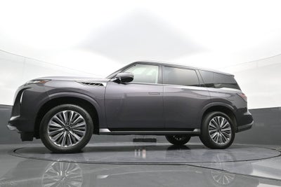 2025 INFINITI QX80 LUXE
