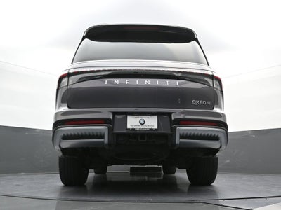 2025 INFINITI QX80 LUXE