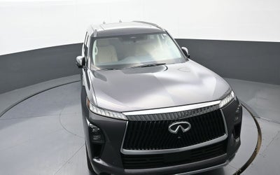 2025 INFINITI QX80 LUXE