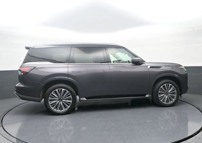 2025 INFINITI QX80 LUXE