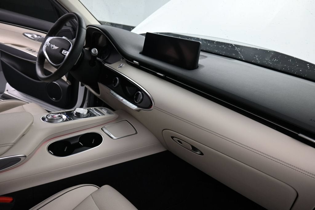 2022 Genesis GV70 2.5T