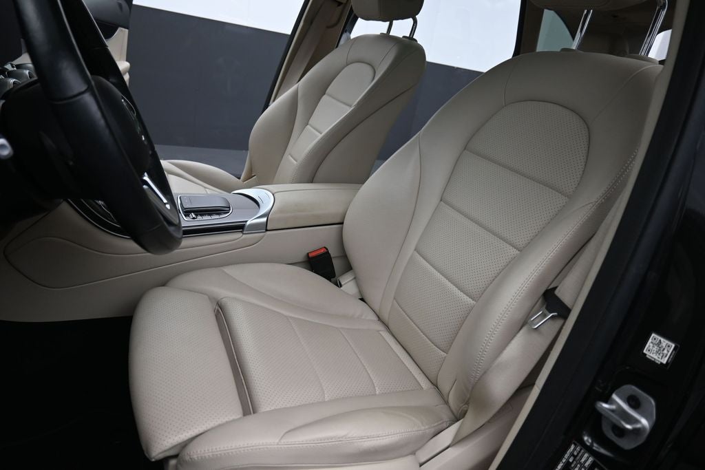 2021 Mercedes-Benz GLC GLC 300