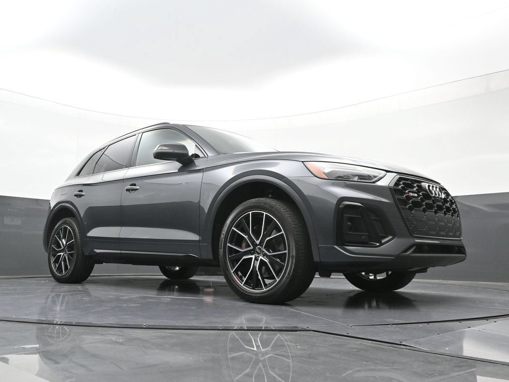 2023 Audi SQ5 Premium Plus