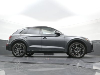 2023 Audi SQ5 Premium Plus