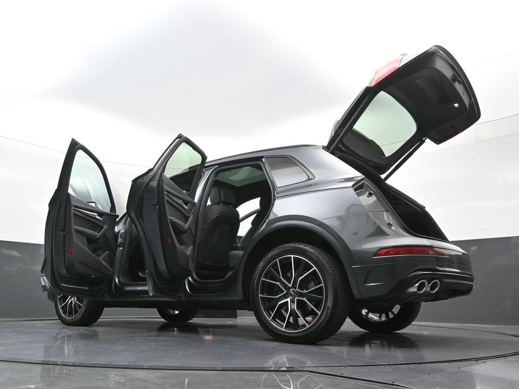 2023 Audi SQ5 Premium Plus