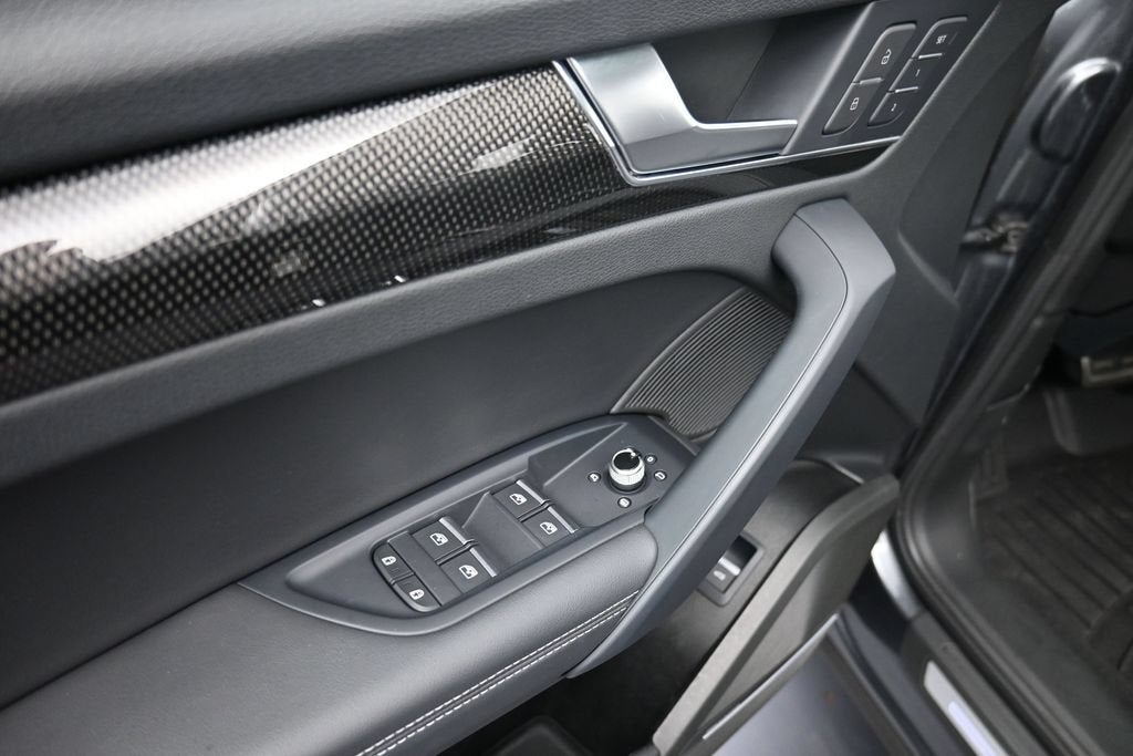 2023 Audi SQ5 Premium Plus