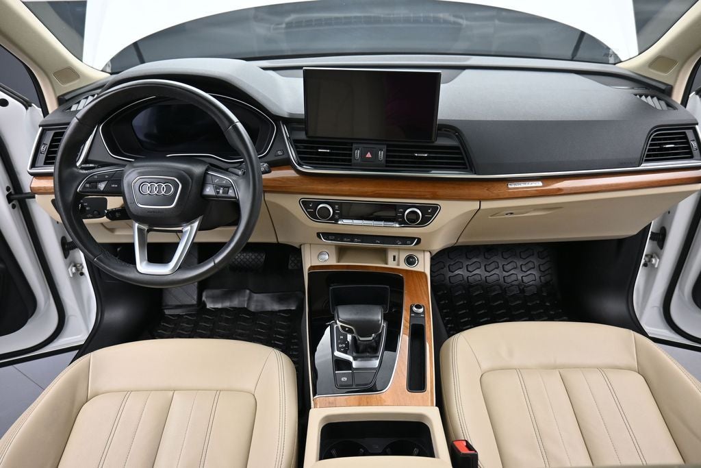 2022 Audi Q5 S line Premium Plus