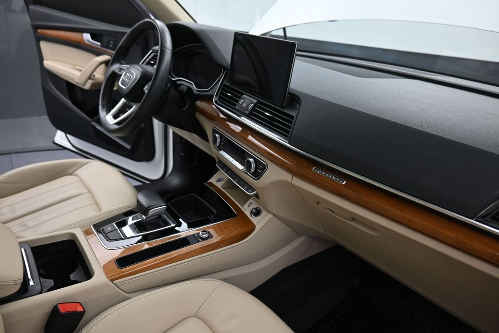 2022 Audi Q5 S line Premium Plus