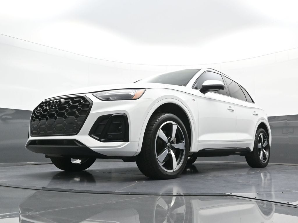 2022 Audi Q5 S line Premium Plus