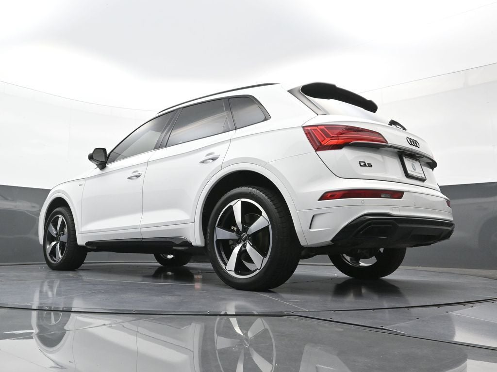 2022 Audi Q5 S line Premium Plus