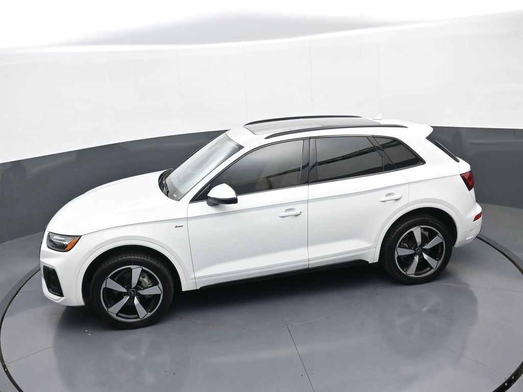 2022 Audi Q5 S line Premium Plus